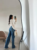 Calça Jeans Médio Wide Leg — Bia